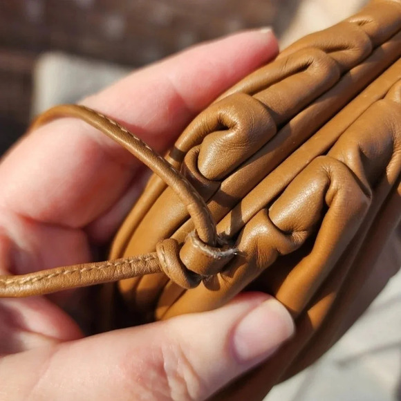 Bottega Veneta Mini Pouch 20 Authentic Brown Crossbody Clutch Leather Full Set - Picture 4 of 15